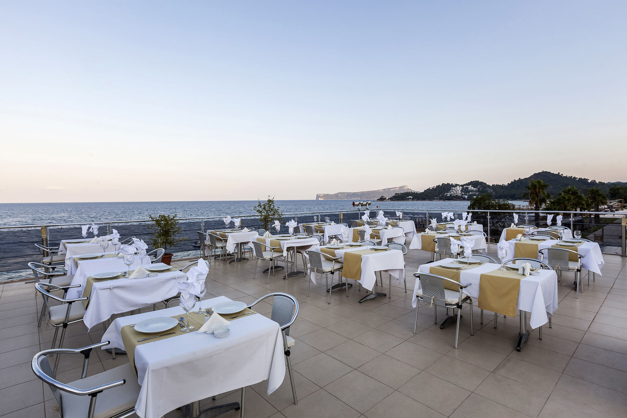 גוינוק La Mer Hotel מראה חיצוני תמונה